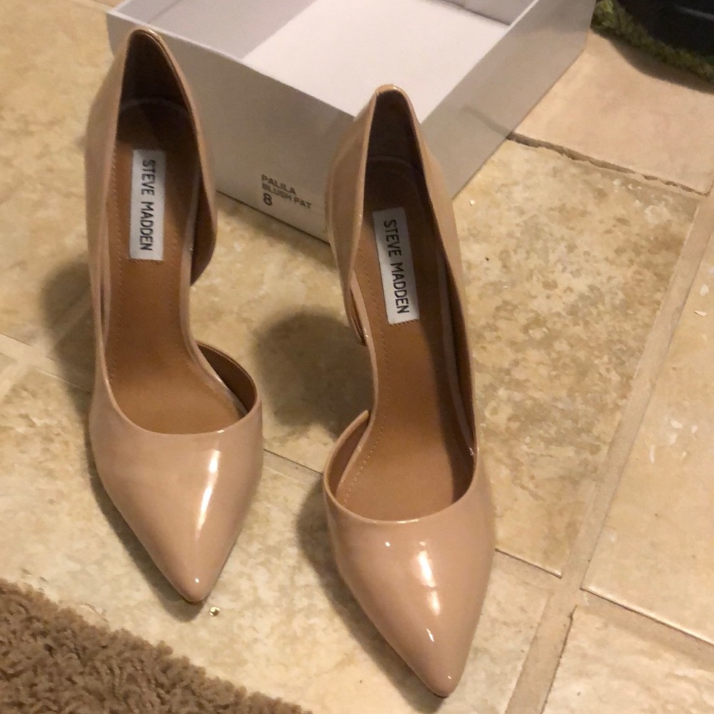 Pumps nude color